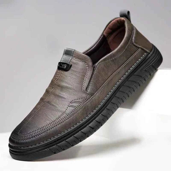 Men's Capriotti Leather Moccasin - Soft sole